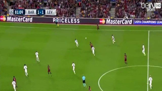 Luis Suarez INCREDIBLE Goal Barcelona 2 - 1 Bayer Leverkusen 2015