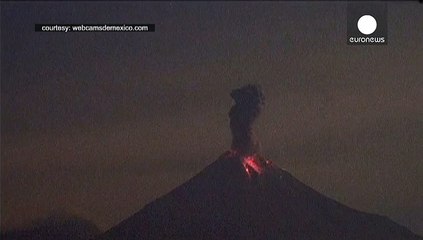 Spectacular explosions as Mexican volcano erupts