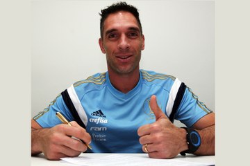 Prass assina renovação com o Verdão: 'É o que a gente queria desde o começo'