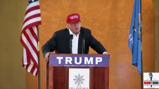 Donald Trump Calls Willie Robertson To The Stage At Oklahoma Rally