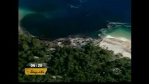 Buraco gigante ’engole’ praia na Austrália