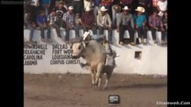 JARIPEO EXTREMO EN LA NORIA OAXACA MEXICO PARTE UNO SE ENFRENTAN LOS TOROS MAS SALVAJES CON LOS JINETES LOCALES ESPUELA LIBRE SEPTIEMBRE 2015