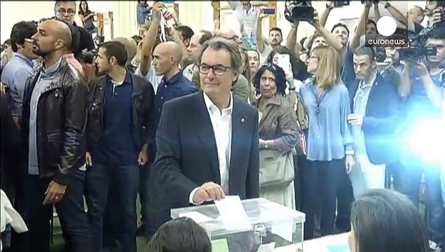 Каталонского лидера вызвали в суд за опрос населения о независимости