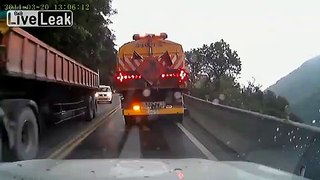 Car Hit From Behind, Loses Brakes, Crashes it Again to Slow Down