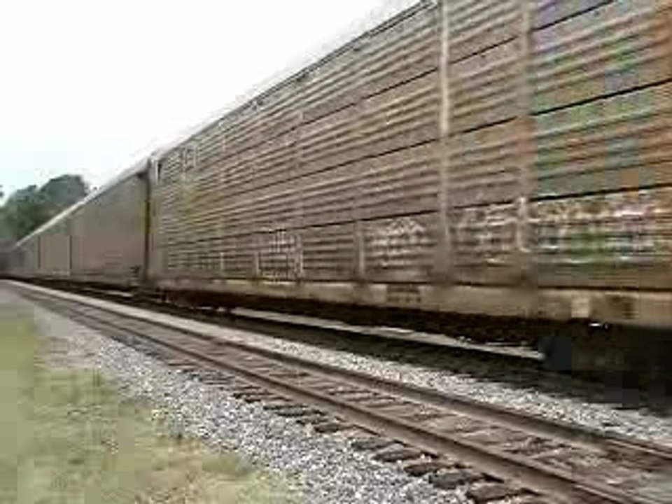 NS #212 W/ 4 GP60s