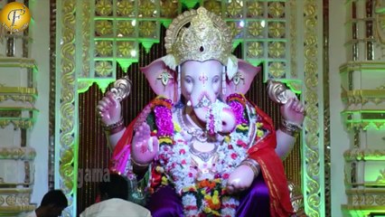 "SHRUTHI SOLANKI" TAKES BLESSING OF ANDHERI CHA RAJA