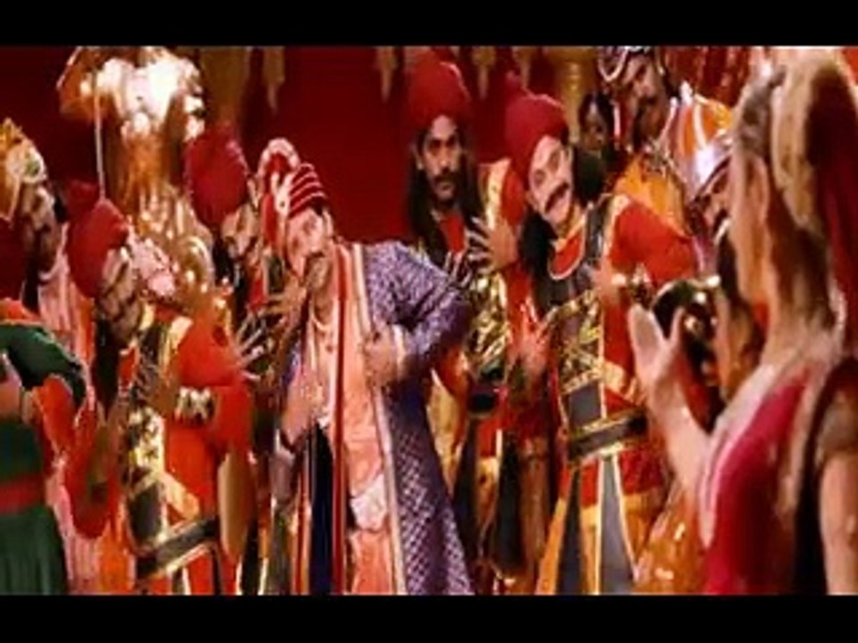 Naa Romba Busy Video - Vasuvum Saravananum Onna Padichavanga