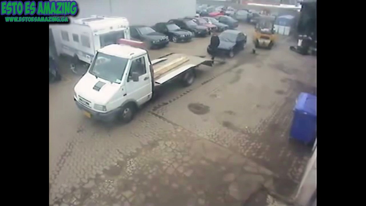 Intento De Remolcar Vehiculo Sale MUY Mal 2015
