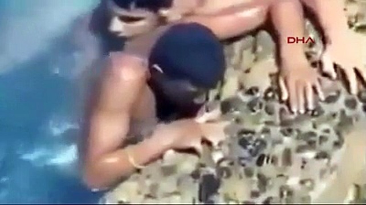 Suya Atlarken Kayaya Çakıldı Videosu