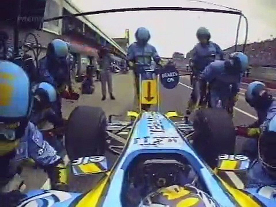 2005 Canadian GP- Fernando Alonso, Kimi Raikkonen.avi