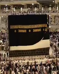 CHANGING OF GHILAF-E-KHANA KAABA SUB HAN ALLAH