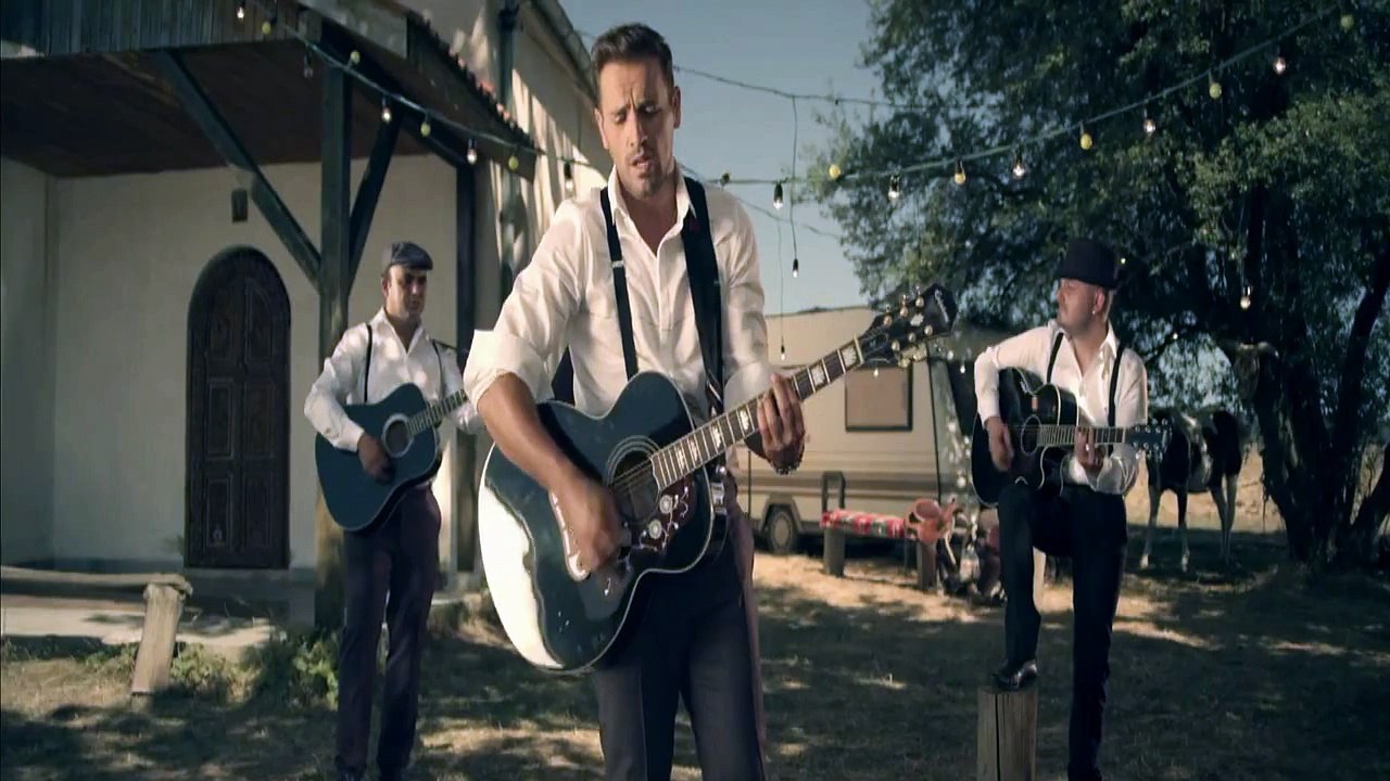 New 2015! Бг. Превод! Nikos Vertis - Konta Sou (Official Video)