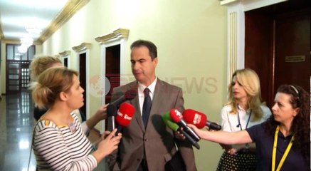 Mungon mazhoranca, nuk zhvillohet Komisioni i Medias - Ora News