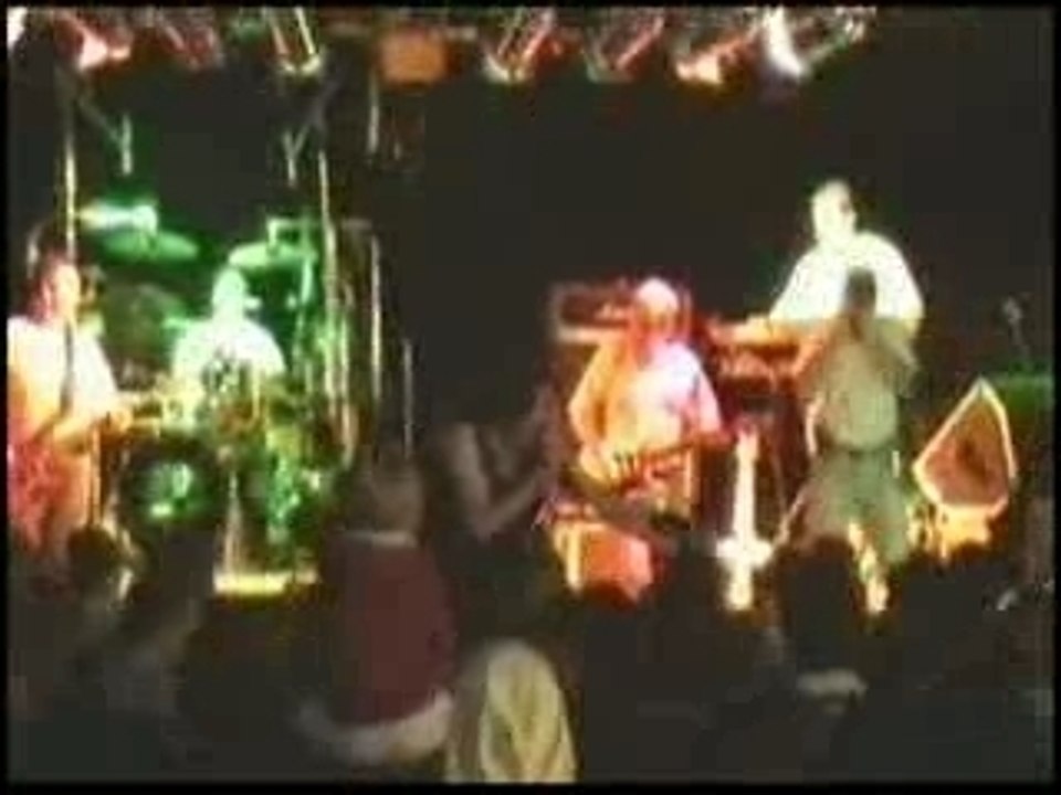 Looping clip
