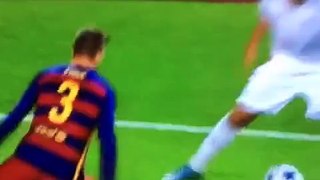 Javier ‘Chicharito’ Hernández falló frente a Ter Stegen (Barcelona vs Bayer Leverkusen)