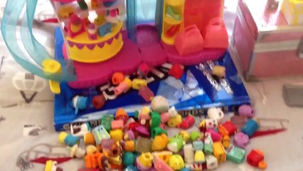 Shopkins boutique and fast food fair