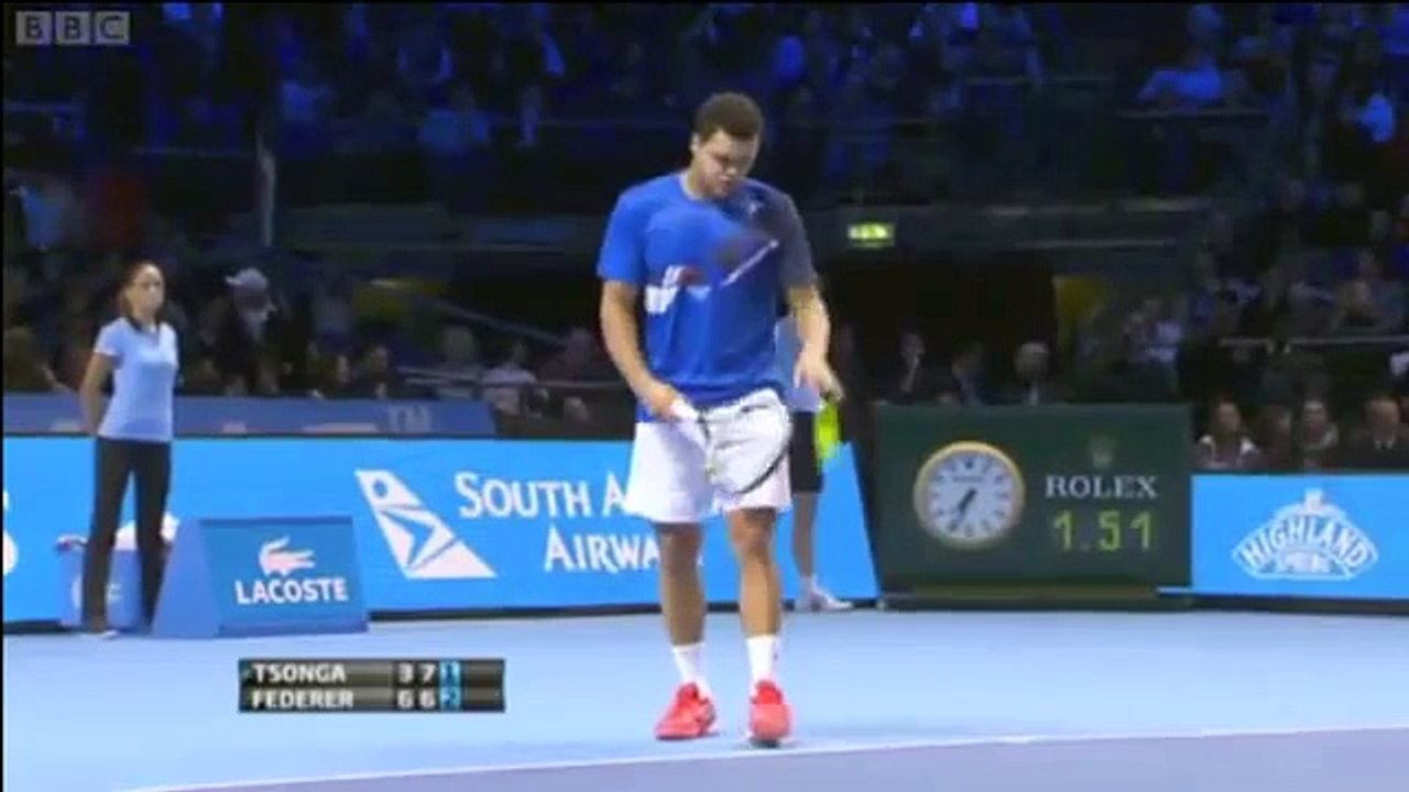 Boris Johnson booed at ATP 2011 final