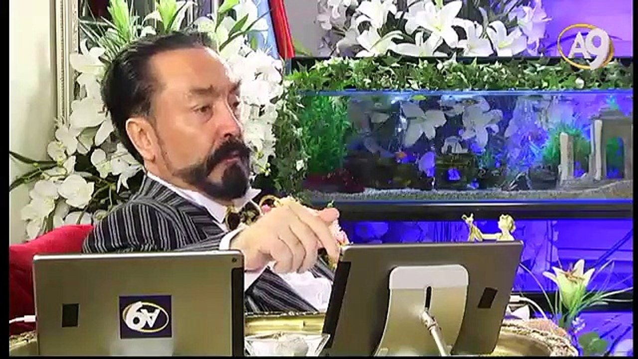 Peygamberimiz (sav) Mehdi (as)’ın Kitap ehline Tevrat, İncil ve Zebur’un bozulmamış bölümleriyle hitap edeceğini  bildirmiştir.