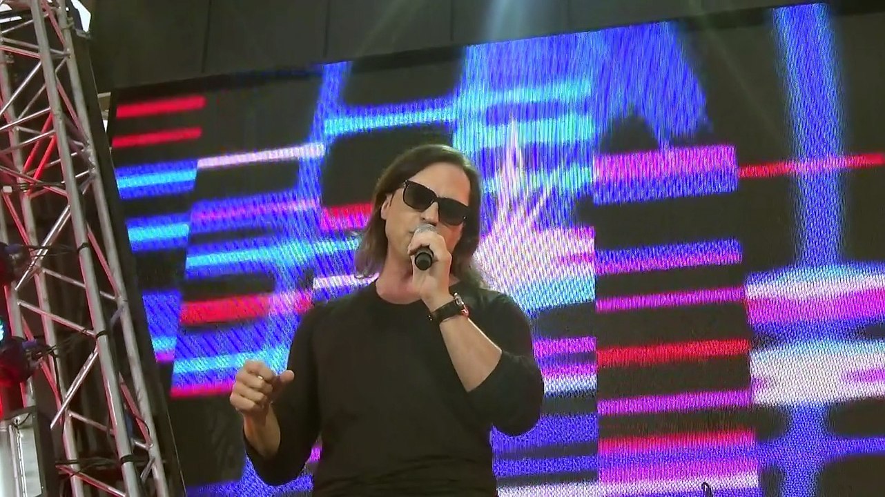 Артур Пирожков (Александр Ревва) - Любовь,Я буду помнить и  Плачь, детка