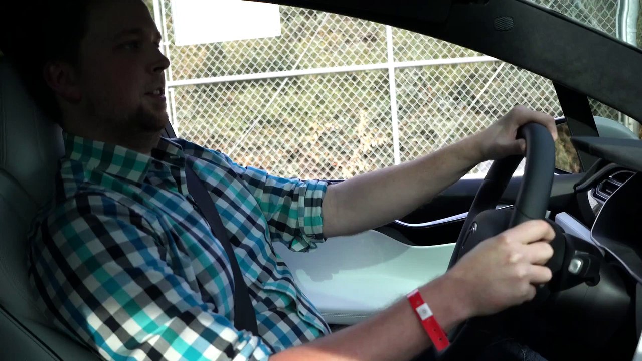 Tesla Model X Test Drive (1)