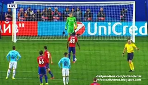 Seydou Doumbia missed penalty | CSKA Moscow v. PSV Eindhoven 30.09.2015