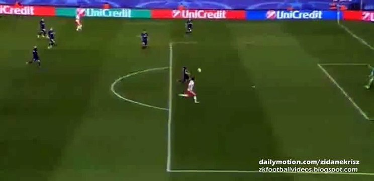 1-2 Goncalo Guedes Goal - Atletico Madrid v. Benfica 30.09.2015 HD