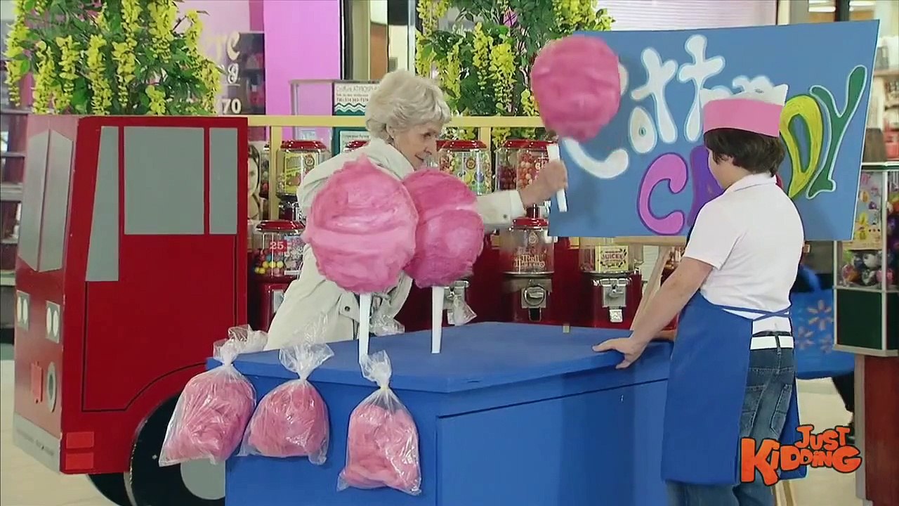 Cotton Candy turns into Balloon!