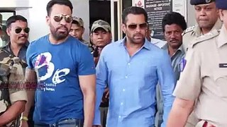 Will actor Salman Khan go to jail ? Supreme Court Refuses to Cancel Actor's Bail [Full Episode]