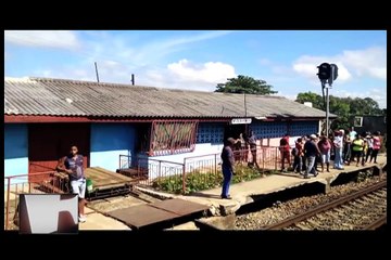 TeleSUR Reports – Raul, Obama and the Hand of God