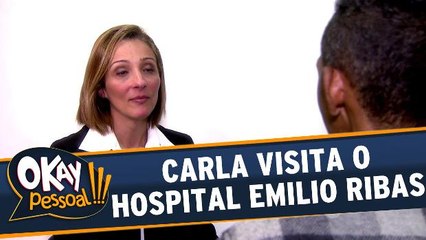 Carla Cecarello vai ao Hospital Emílio Ribas