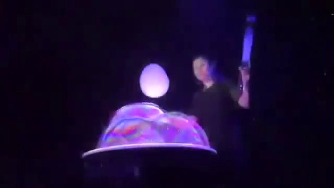 Queen Of Bubbles