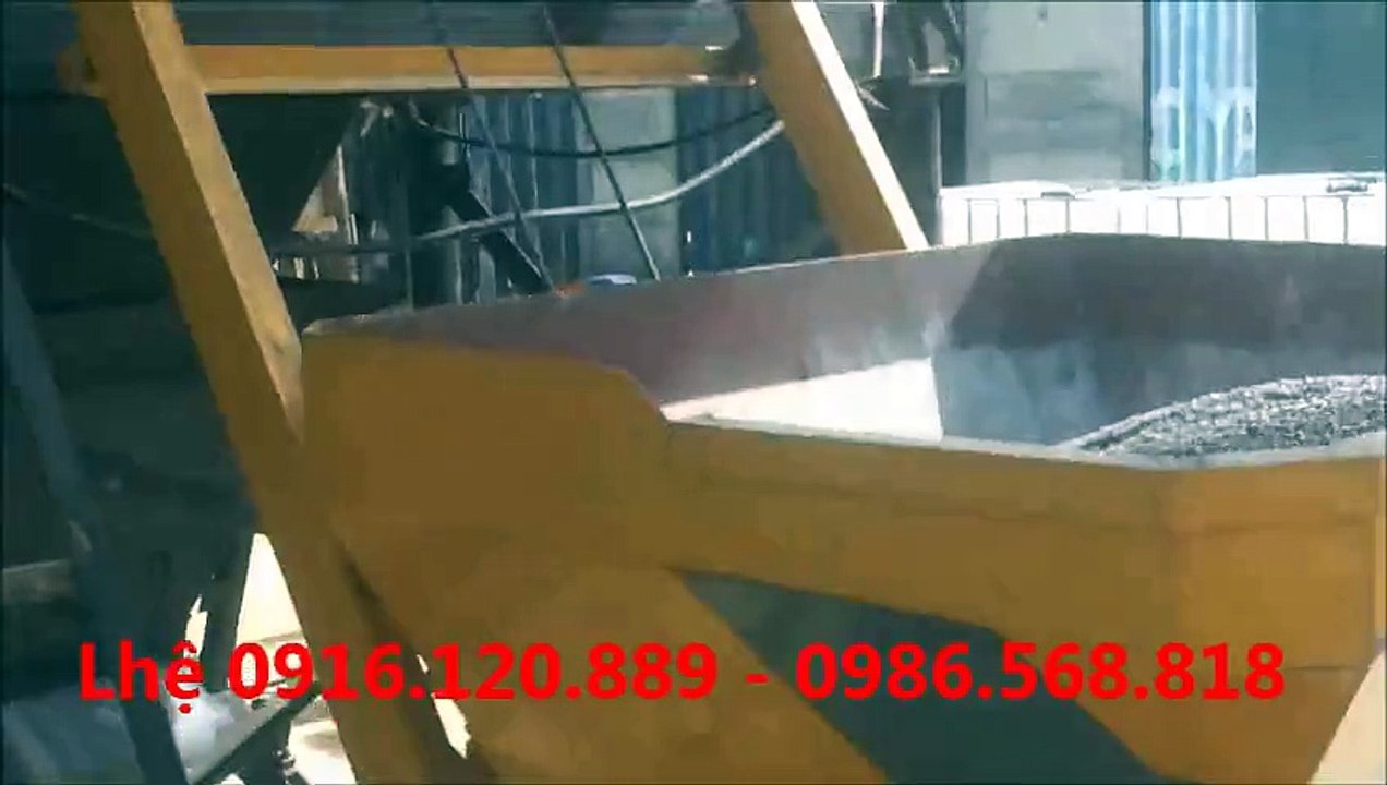 Máy sản xuất gạch block không nung QT4 tại Lào