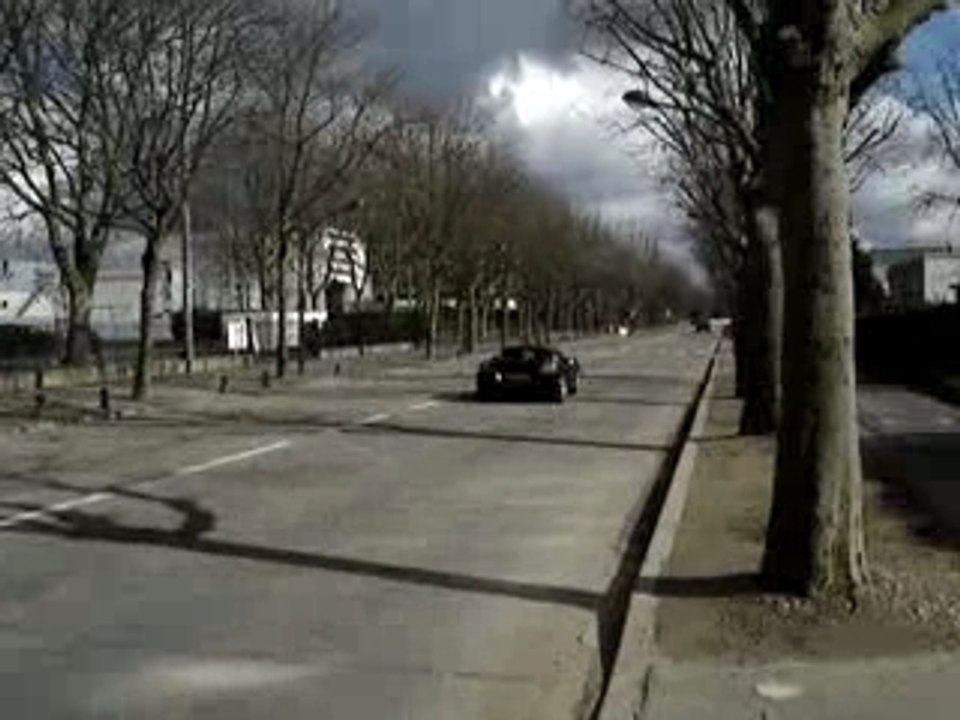 Speedster 2.2 KN komotec precat vidé