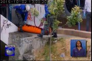 Hombre debajo de un puente en Cuenca