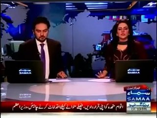 Imran Khan Got Angry and Elbowed His Supporter in Lahore