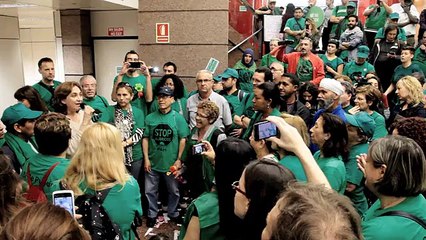 Les Indignés: Paroles et actions: Trailer HD VO st fr