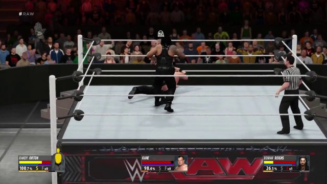WWE 2K16 : Roman Reigns vs Randy Orton vs Kane en vidéo PS4