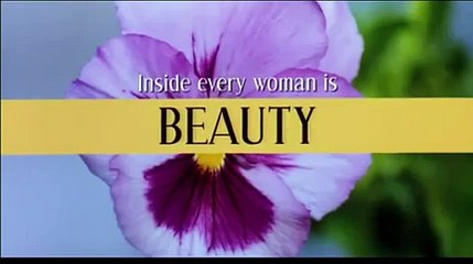 8 Women / 8 femmes (2002) - Trailer