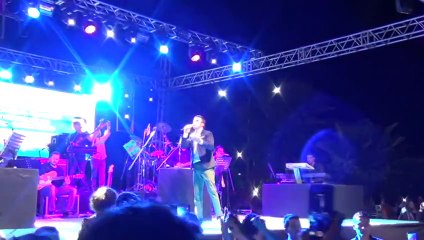 Mustafa Ceceli - Mutlu Ol Yeter