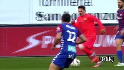 Lionel Messi vs 3 or More Players HD