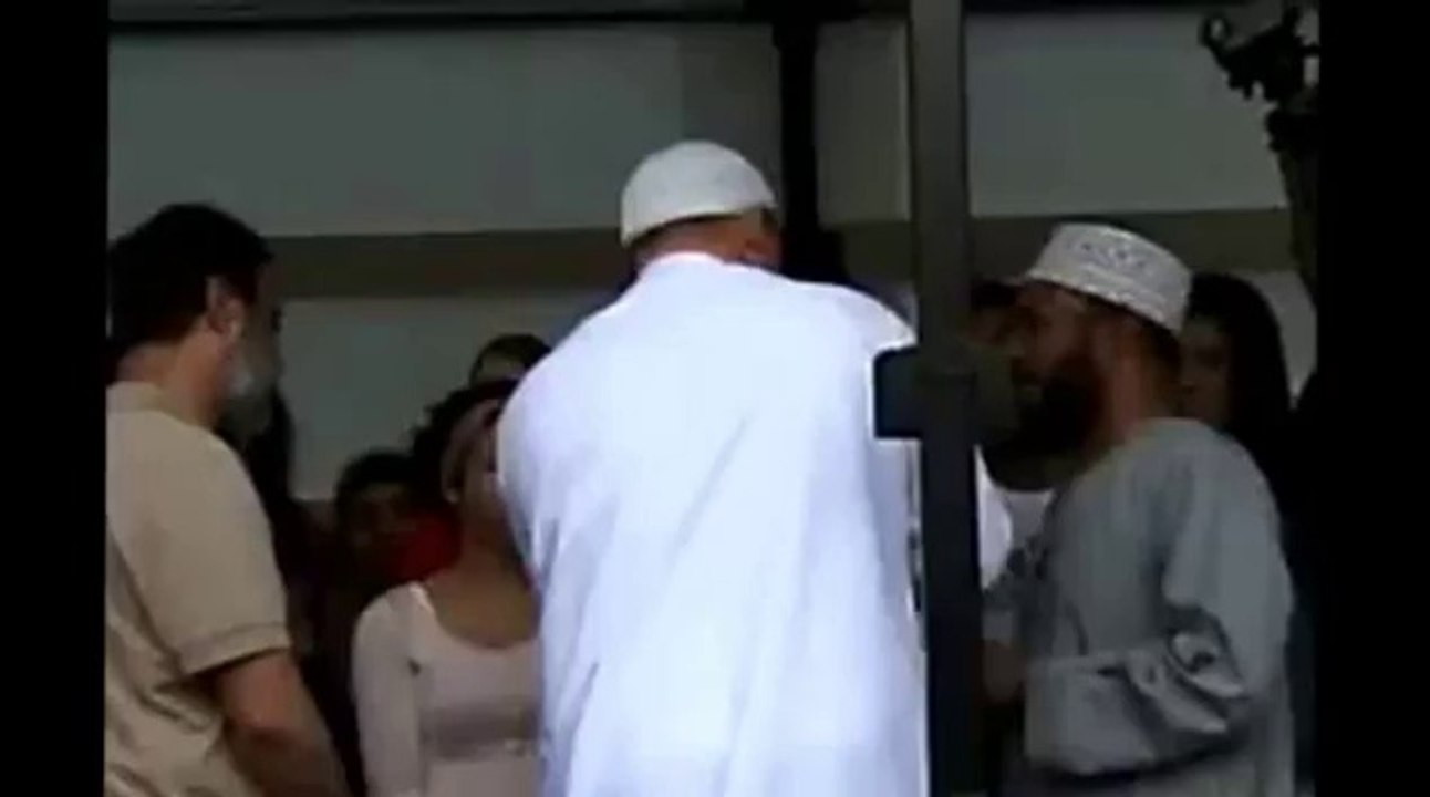 Thousands of people converted to ISLAM in Germany