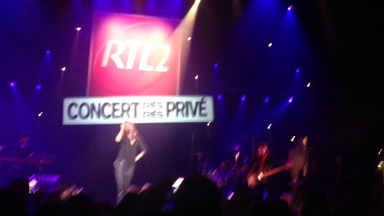 Zazie - Petroleum au concert de RTL2