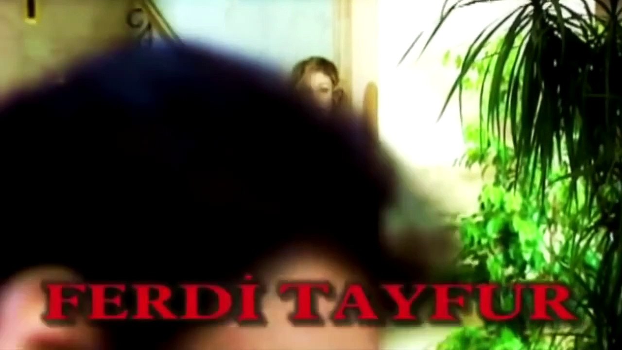 Ferdi Tayfur - Sen Gittin (Orijinal Klip) - www.ferdibaba.com