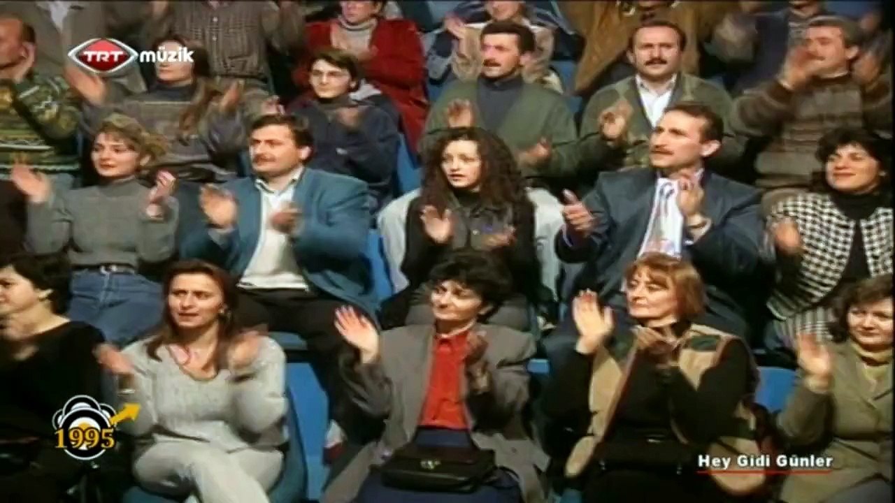 Hakan Peker - Ateşini Yolla Bana