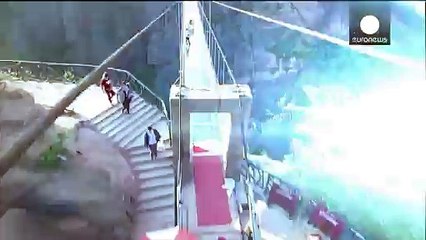 Brave Man's Bridge China's spectacular glass walkway