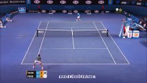 Federer ball kid catch - 2014 Australian Open