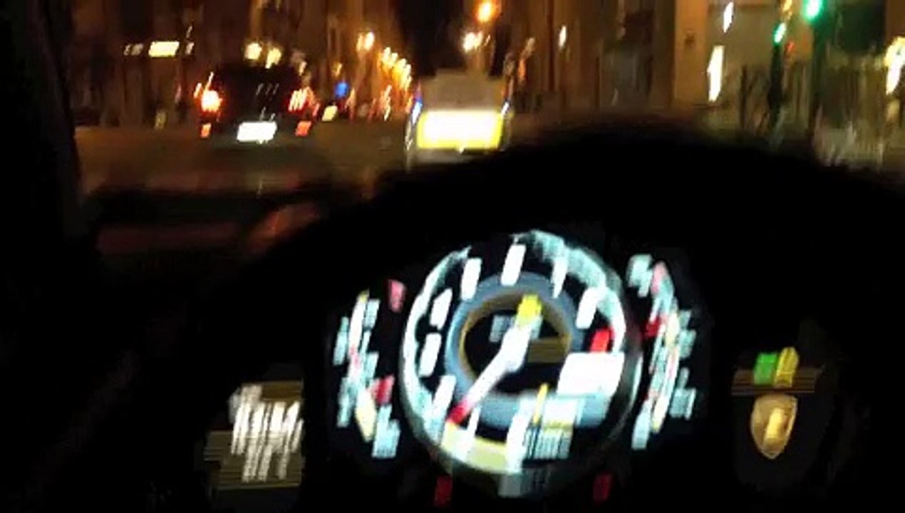 AVENTADOR (pour portable)