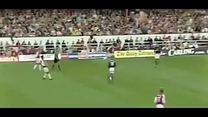 15 years ago today, Thierry Henry pulled off this wonder goal against Manchester United.