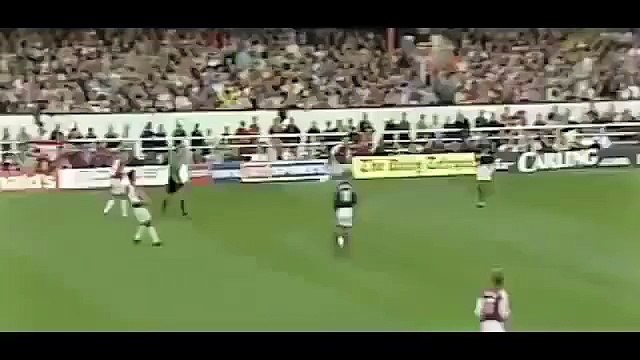 15 years ago today, Thierry Henry pulled off this wonder goal against Manchester United.