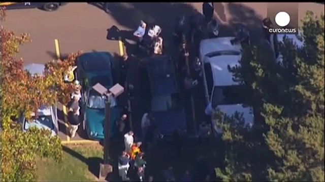 Al menos 15 muertos y 20 heridos en un tiroteo en un centro universitario de EEUU